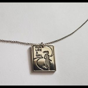 Tiffany Necklace Marathon 